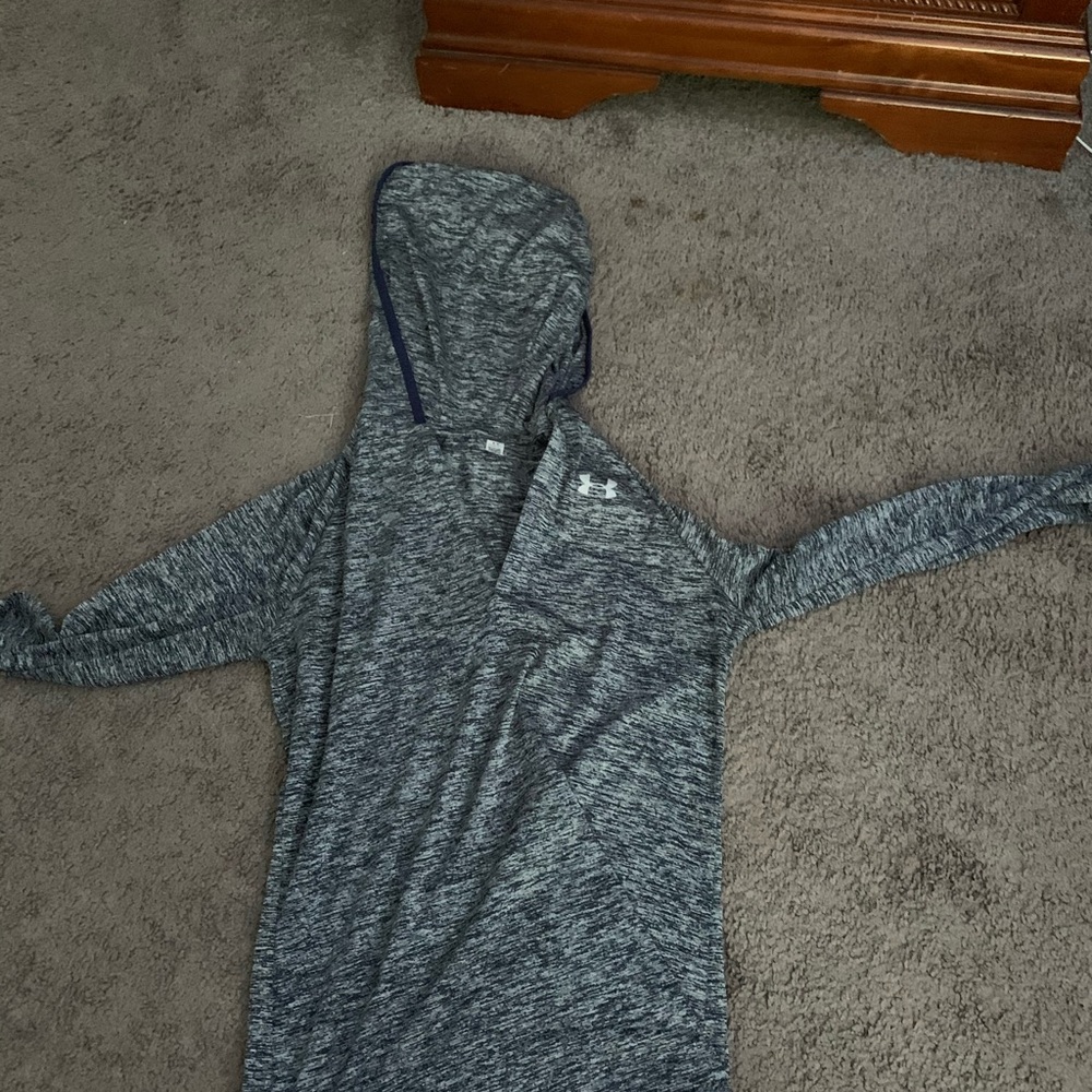 Women’s under armour light hoodie